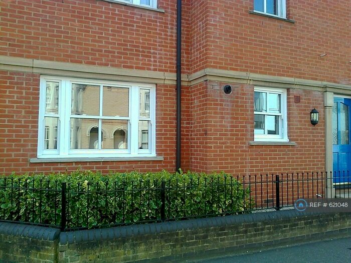 1 Bedroom Flat To Rent In Devonshire Road Nr.Cambridge Station., Cambridge, CB1
