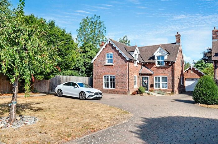 4 Bedroom Detached House For Sale In Baddow Road, Great Baddow, Chelmsford, CM2
