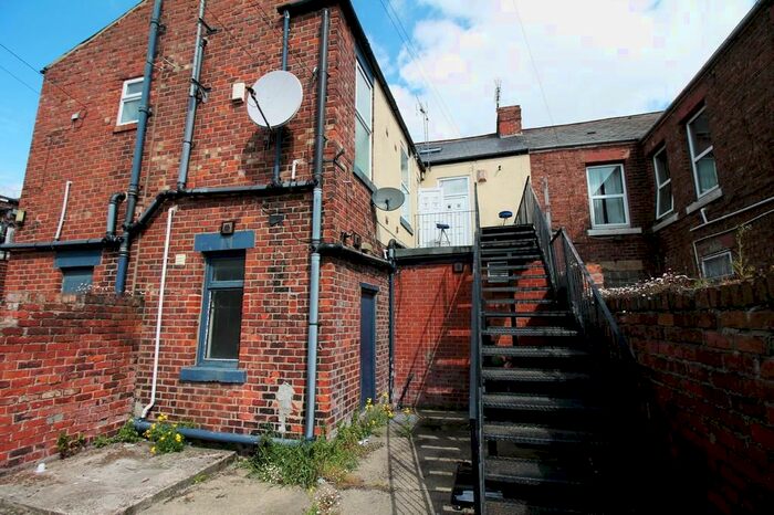 1 Bedroom Apartment To Rent In Chester Road, Sunderland, Tyne And Wear, SR4