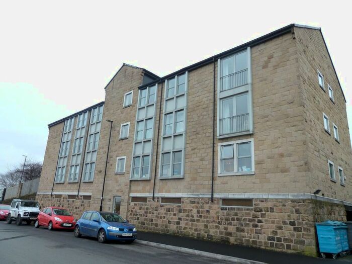 2 Bedroom Flat To Rent In Chapel Bank Apartments, Sheffield, S6
