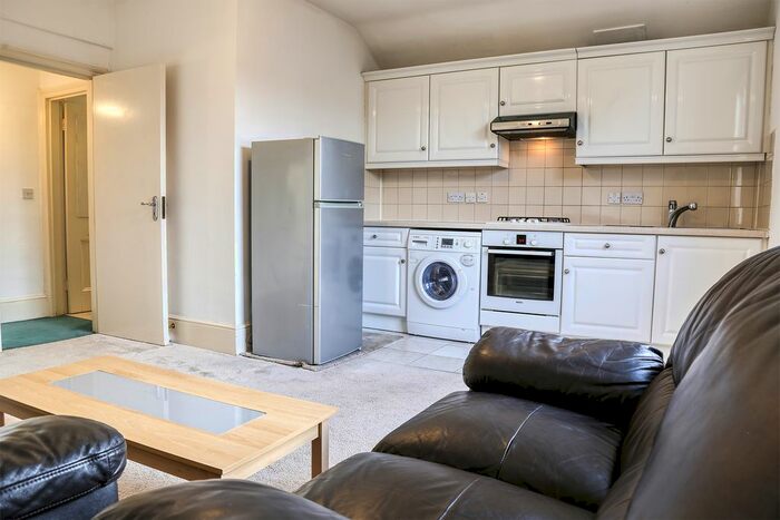 1 Bedroom Flat To Rent In Very Near Off Woodville Road Area, Ealing Broadway North Side, W5