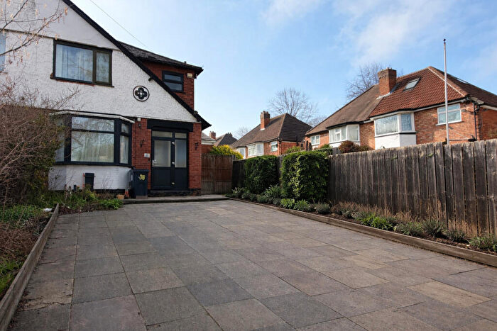 3 Bedroom Semi Detached House For Sale In Highland Road, Erdington, B23