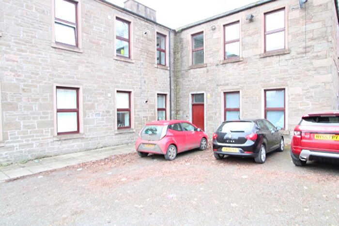 2 Bedroom Flat To Rent In William Street, Dundee, DD1