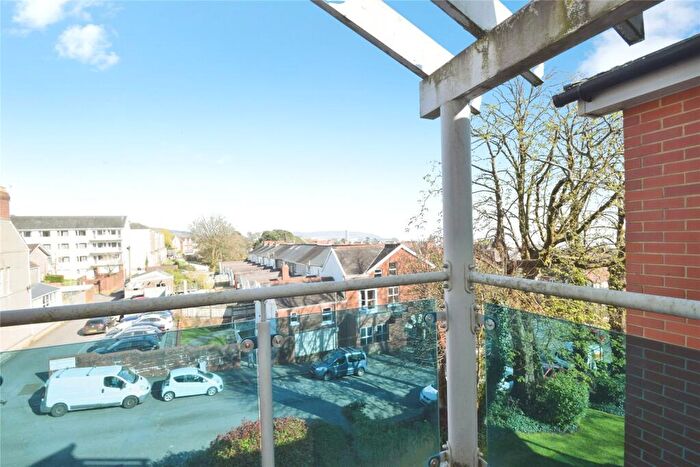 1 Bedroom Apartment For Sale In Pantygwydr Court, Swansea, SA2