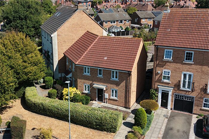 2 Bedroom Maisonette For Sale In Cartwright Way, Beeston, NG9