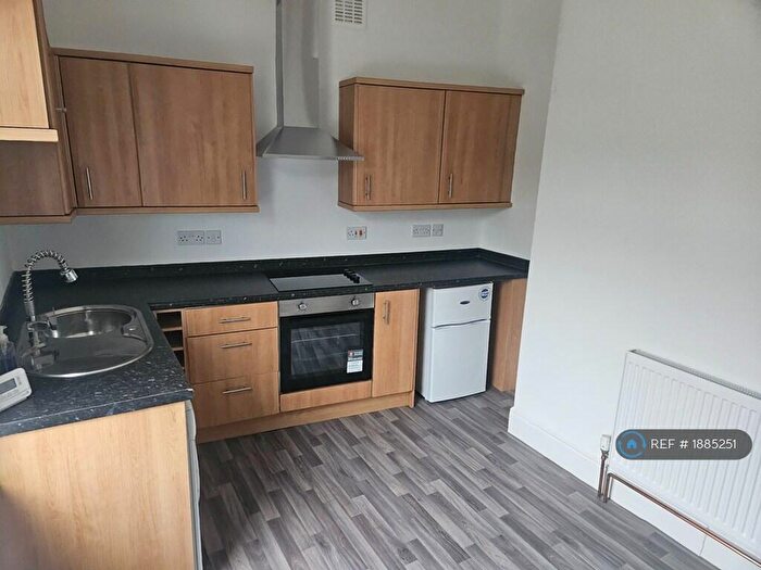 2 Bedroom Flat To Rent In Outram Street, Darlington, DL3