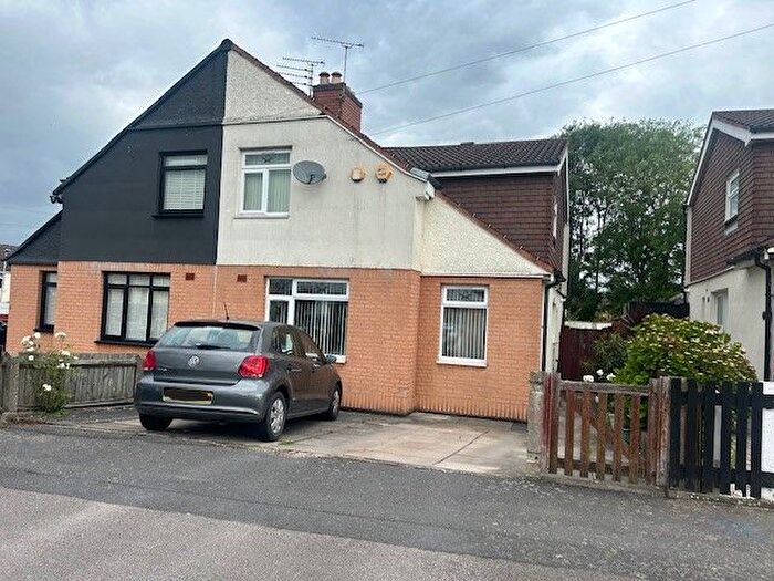 1 Bedroom Semi-Detached House To Rent In Litelmede, Leicester, LE5