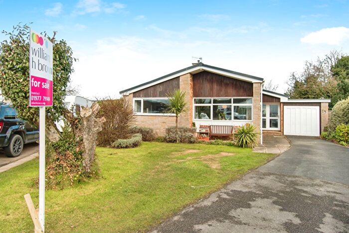3 Bedroom Detached Bungalow For Sale In Mill Hill Close, Darrington, Pontefract, WF8
