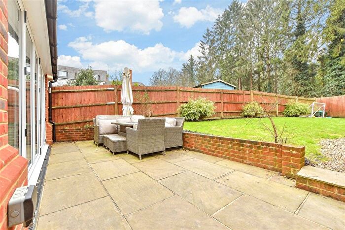3 Bedroom Semi Detached House For Sale In Marley Rise, Dorking, Surrey, RH4