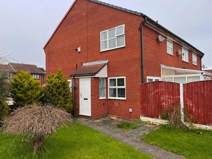 1 Bedroom Semi-Detached House To Rent In Newbury Way, L12