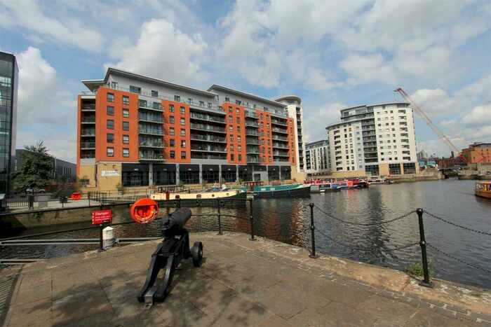 2 Bedroom Flat To Rent In Mackenzie House, Leeds Dock, LS10
