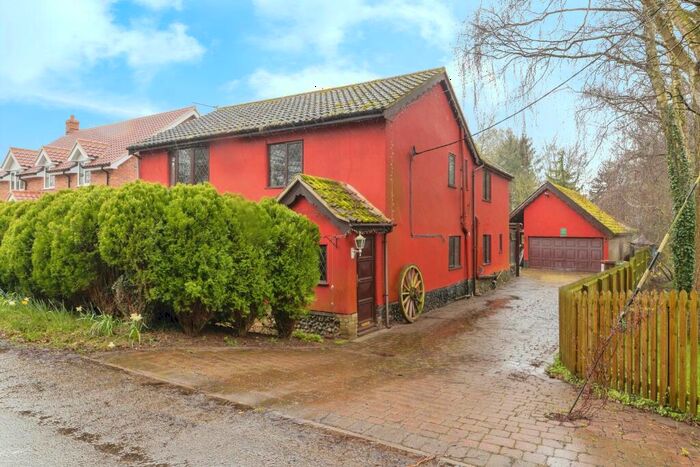 4 Bedroom Detached House For Sale In Mere Road, Stow Bedon, Attleborough, NR17