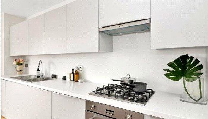 1 Bedroom Apartment To Rent In Kingwood Apartment, Waterline Way, SE8