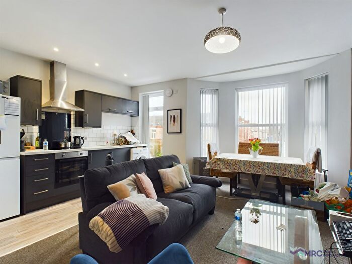 1 Bedroom Flat To Rent In Flat, Albert Avenue, Hull, HU3