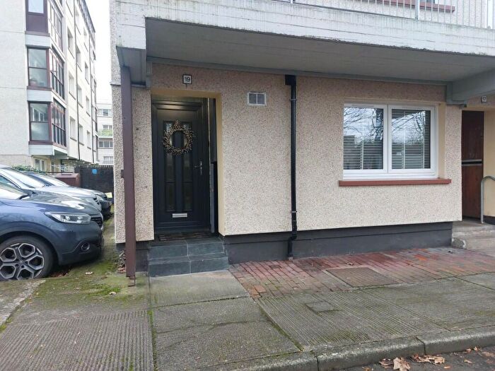 1 Bedroom Flat To Rent In Risk Street, Dumbarton, Dunbartonshire, G82