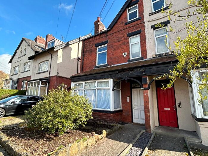 Flat To Rent In Heathfield Terrace, Headingley, Leeds, LS6