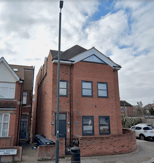 1 Bedroom Flat To Rent In East Barnet Road, New Barnet, Barnet, EN4