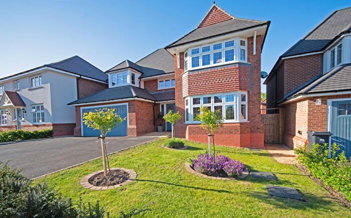 4 Bedroom Detached House For Sale In Mill Meadow, Rushwick, Worcester Worcestershire, WR2