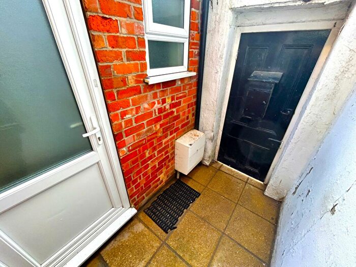 1 Bedroom Flat To Rent In Red Lion Street, Boston, PE21