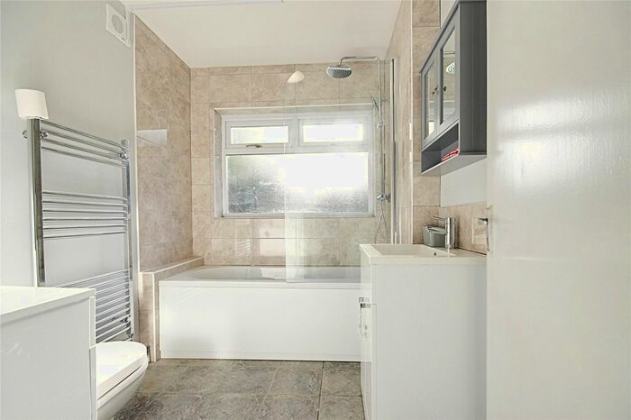 3 Bedroom Terraced House To Rent In Garfield Road, Enfield EN3