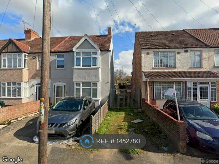 4 Bedroom End Of Terrace House To Rent In Clement Gardens, Hayes, UB3