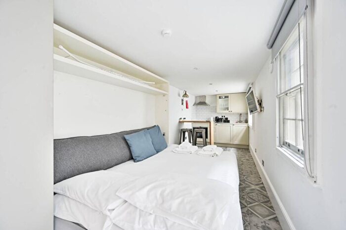 Studio To Rent In Gloucester Place, Marylebone, London, NW1