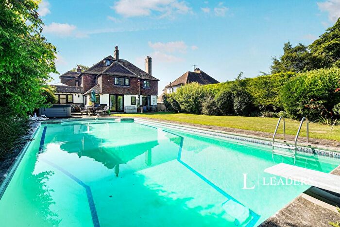 5 Bedroom Property To Rent In Bazehill Road, Rottingdean, BN2