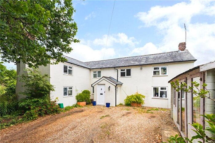 4 Bedroom Detached House For Sale In Knowle, Pewsey, Wiltshire, SN9