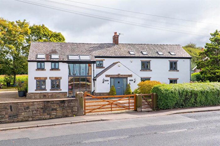 4 Bedroom Detached House For Sale In Brindle Road, Bamber Bridge, Preston, PR5