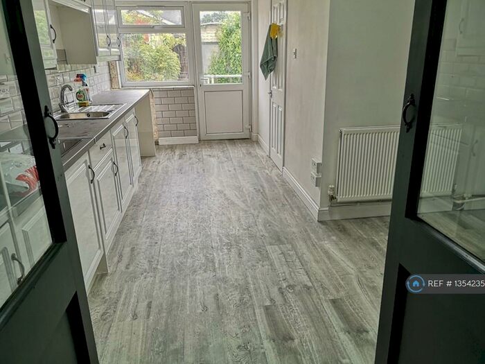 3 Bedroom Terraced House To Rent In Bridgend Road, Aberkenfig, Bridgend, CF32