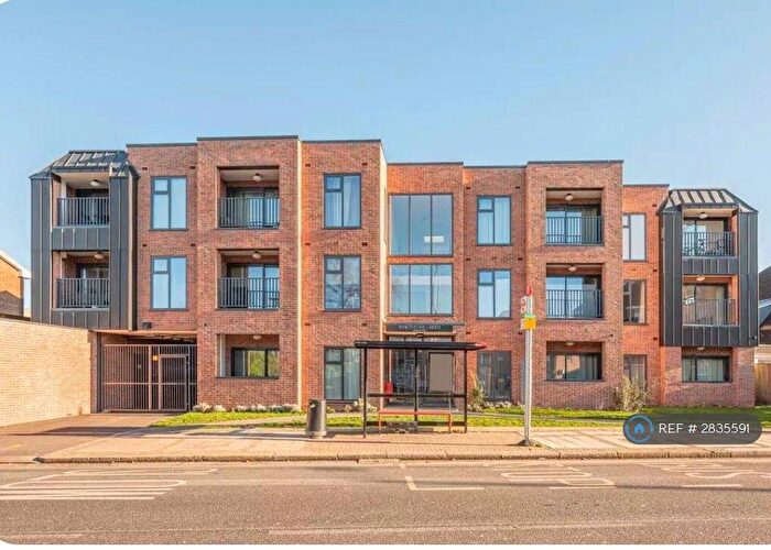 1 Bedroom Flat To Rent In Friern Barnet Lane, London, N20