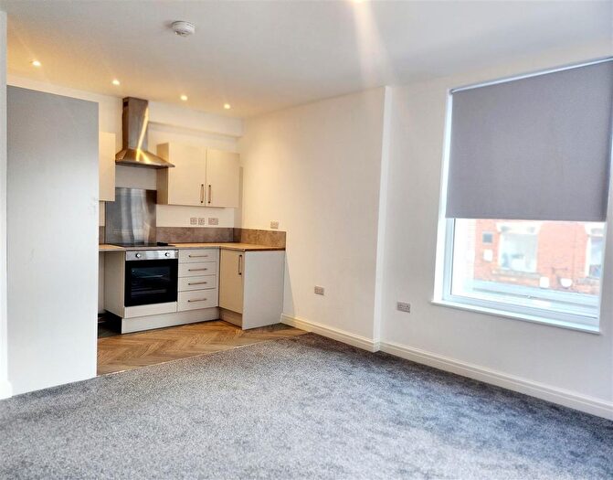 1 Bedroom Flat To Rent In Warrington Street, Ashton-Under-Lyne, OL6