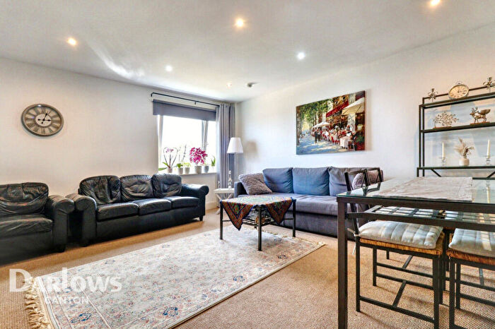 2 Bedroom Apartment For Sale In Ferry Court, Cardiff, CF11
