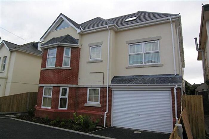 1 Bedroom Flat To Rent In Southcote Road, BH1