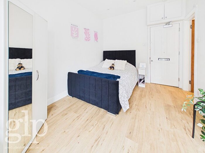 Studio To Rent In Charing Cross Road, Covent Garden, WC2H