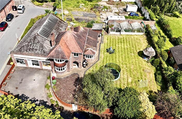 3 Bedroom Detached House For Sale In Howe Lane, Goxhill, DN19