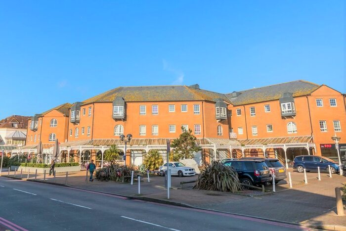 2 Bedroom Flat To Rent In Brighton Marina Village, Brighton BN2