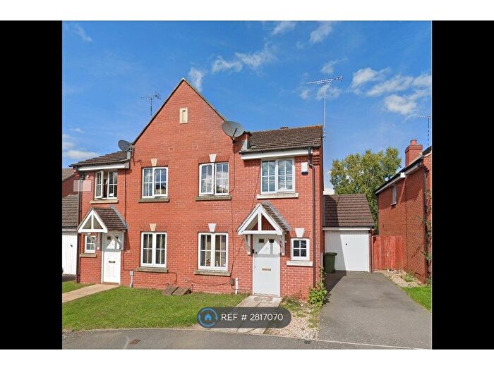 3 Bedroom Semi Detached House To Rent In Aqua Place, Rugby, CV21