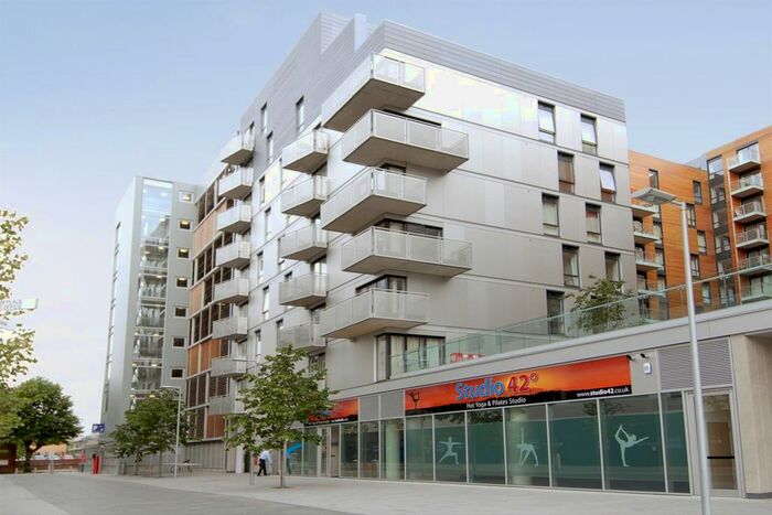 2 Bedroom Flat To Rent In Halcyon, Reading, RG1