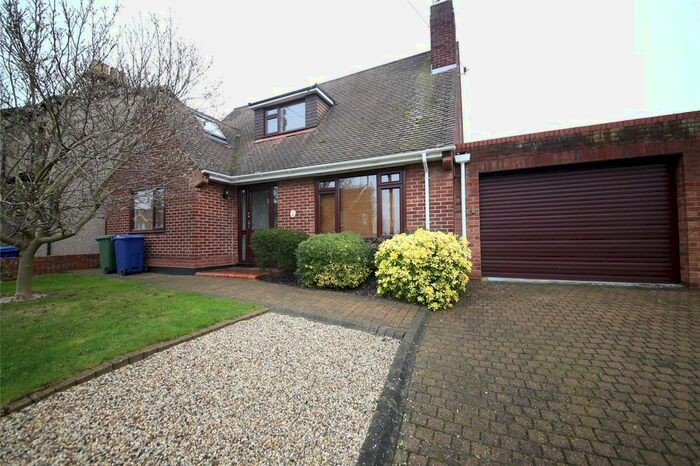 5 Bedroom Detached House To Rent In Fairview Avenue, Stanford-Le-Hope, Essex SS17