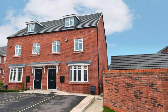 3 Bedroom Semi-Detached House For Sale In Townfield Place, Chelford, SK11