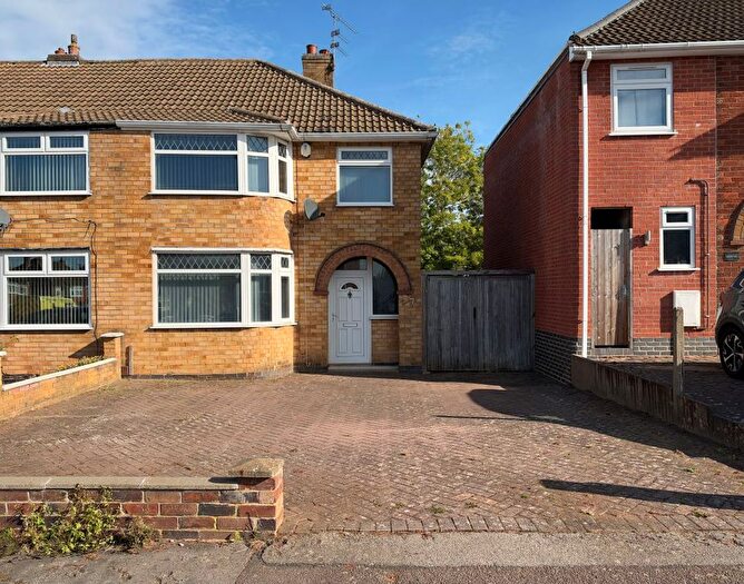 3 Bedroom Semi-Detached House For Sale In Chislehurst Avenue, Off Narborough Road South, Leicester, LE3