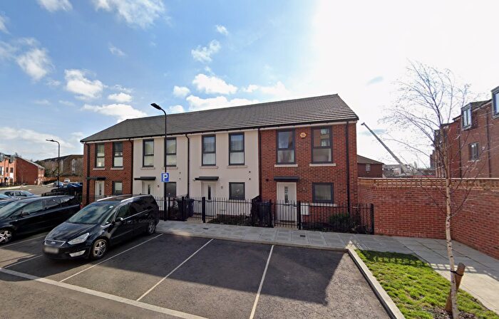 2 Bedroom Terraced House For Sale In Potters Road, Southall, UB2