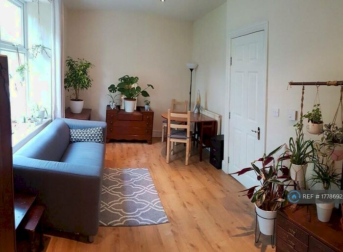 1 Bedroom Flat To Rent In Montgomery Road, Sheffield, S7