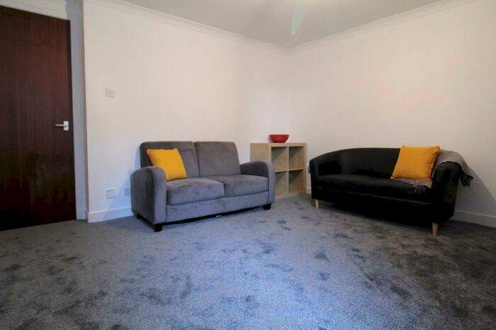 2 Bedroom Flat To Rent In Fonthill Road, Ground Floor, AB11