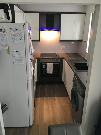 2 Bedroom Apartment To Rent In Parkland View, Lundwood, S71