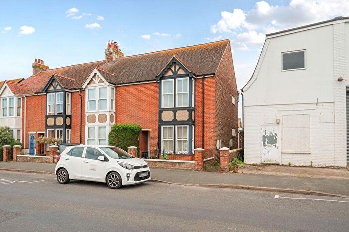 1 Bedroom Flat For Sale In Church Road, Selsey, Chichester, PO20