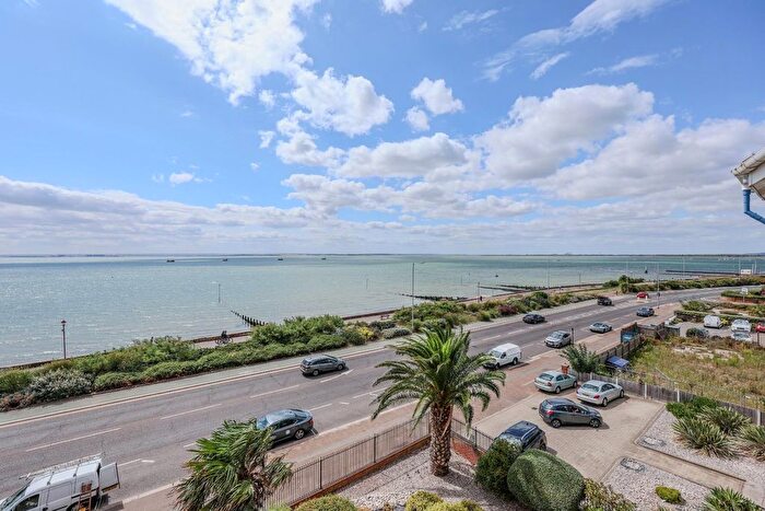 3 Bedroom Flat For Sale In The Leas, Westcliff-On-Sea, SS0