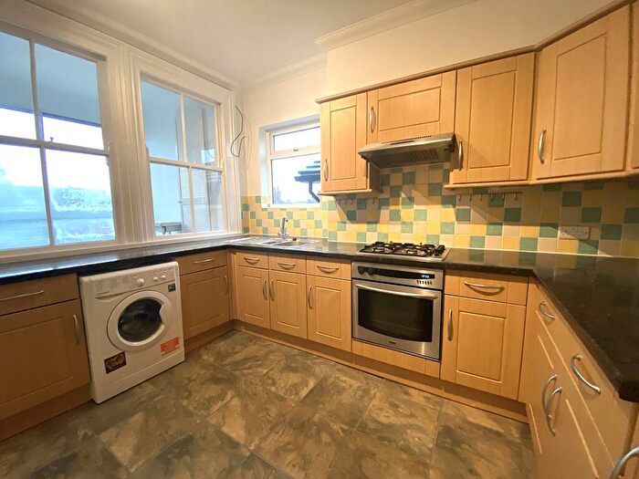 2 Bedroom Flat To Rent In Canterbury Road, Herne Bay, CT6