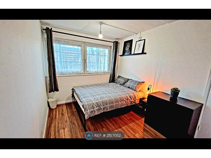 4 Bedroom Flat To Rent In Buttermere House, London, E3